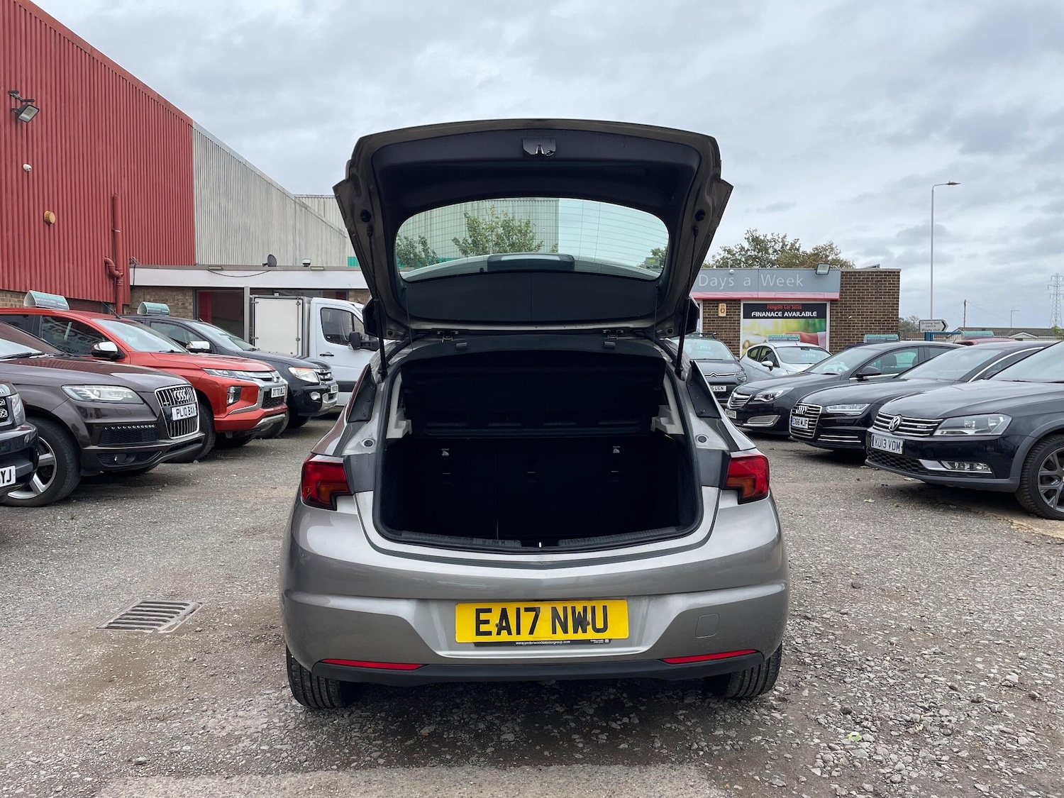 Used Vauxhall Astra 2017 for sale - 76010724: Photo 22