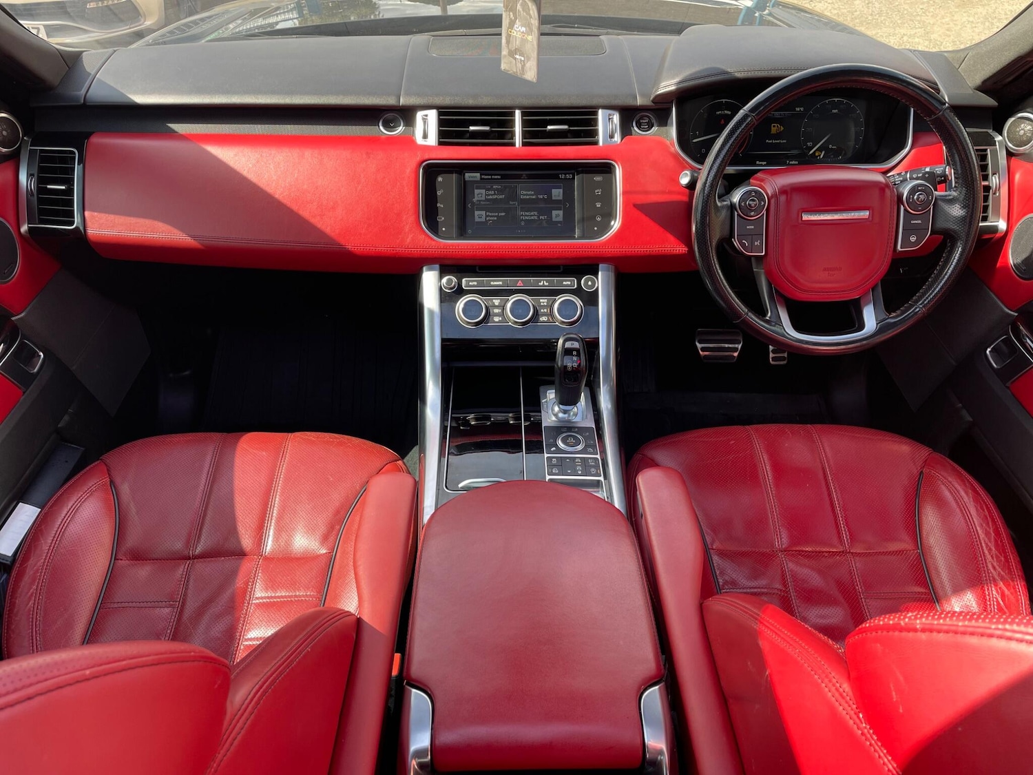 Used Land Rover Range Rover Sport 2017 for sale - 76914462: Photo 3