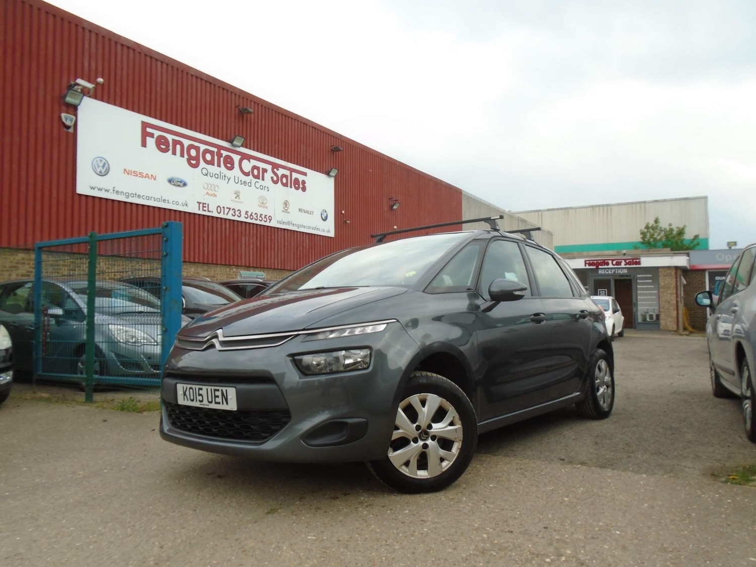Used Citroen C4 Picasso 2015 for sale - 76914470: Photo 4