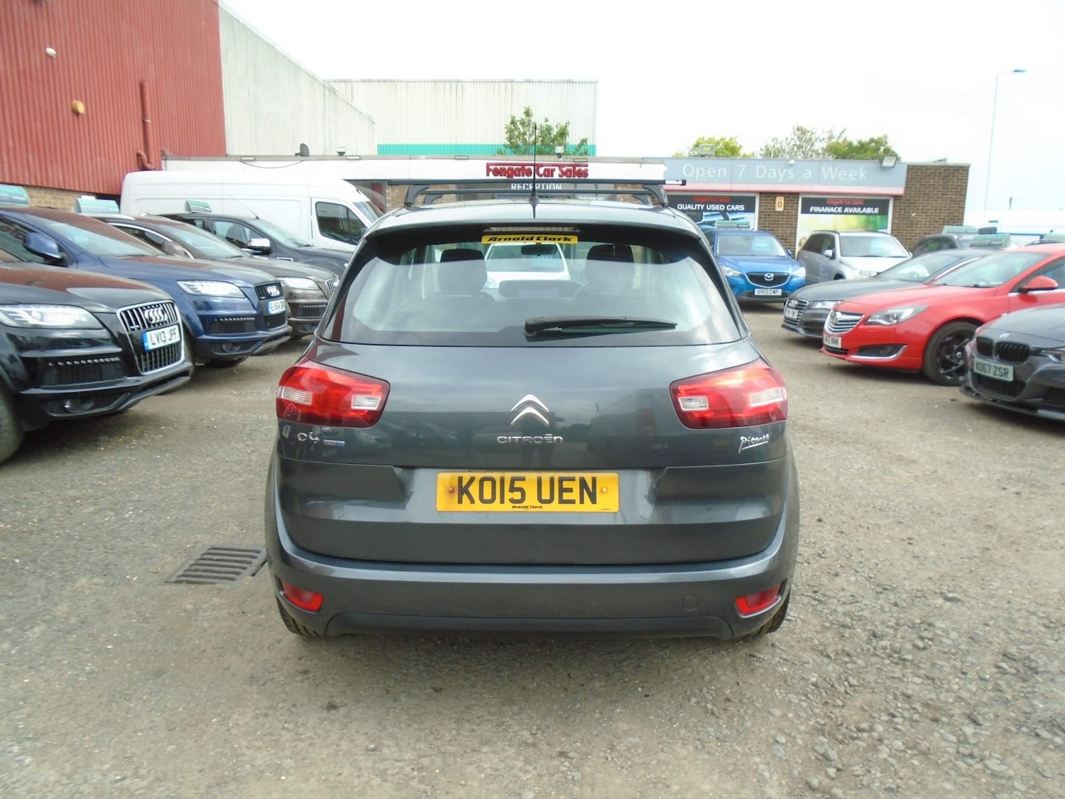 Used Citroen C4 Picasso 2015 for sale - 76914470: Photo 6