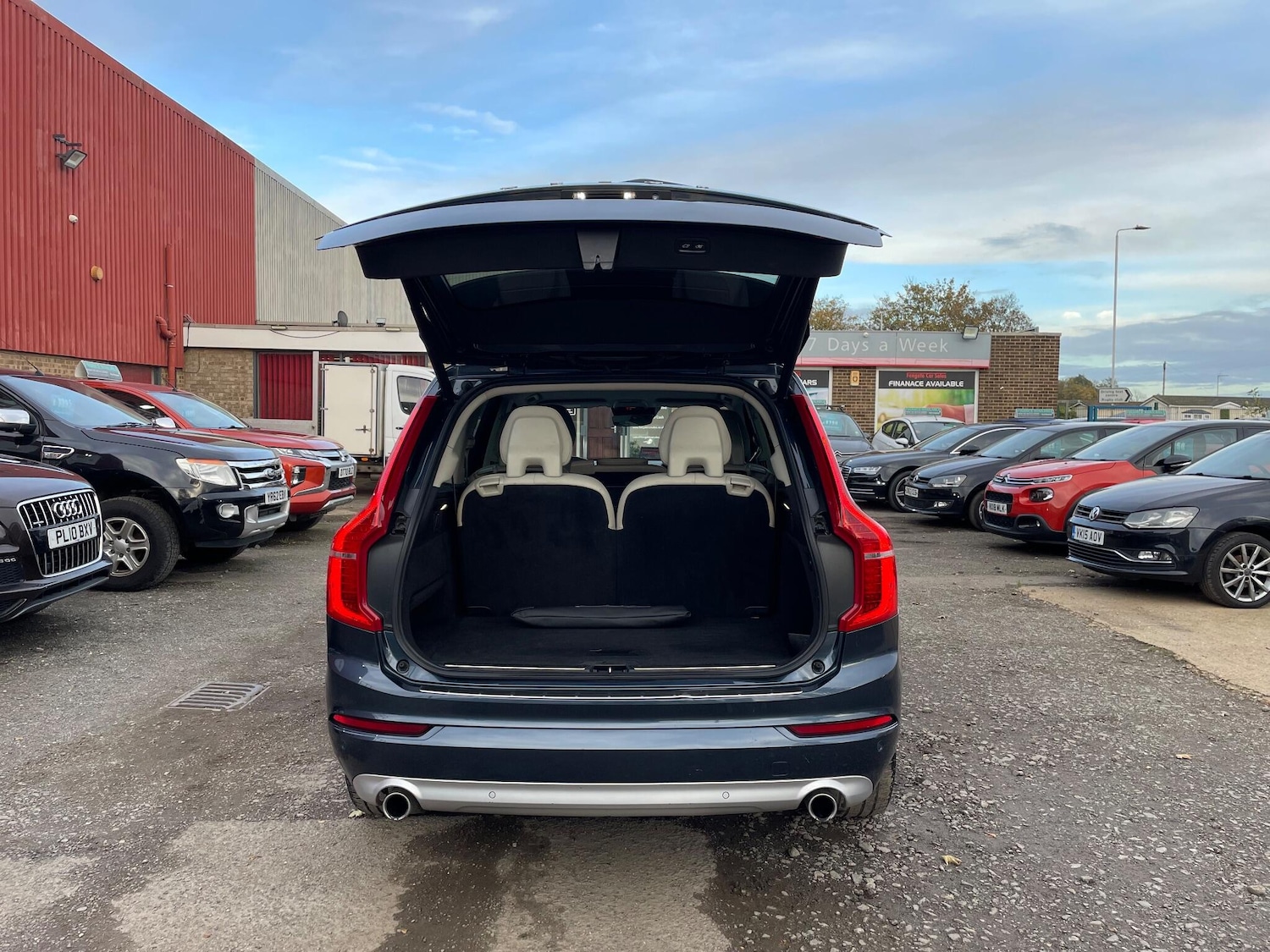 Used Volvo XC90 2017 for sale - 76914531: Photo 7