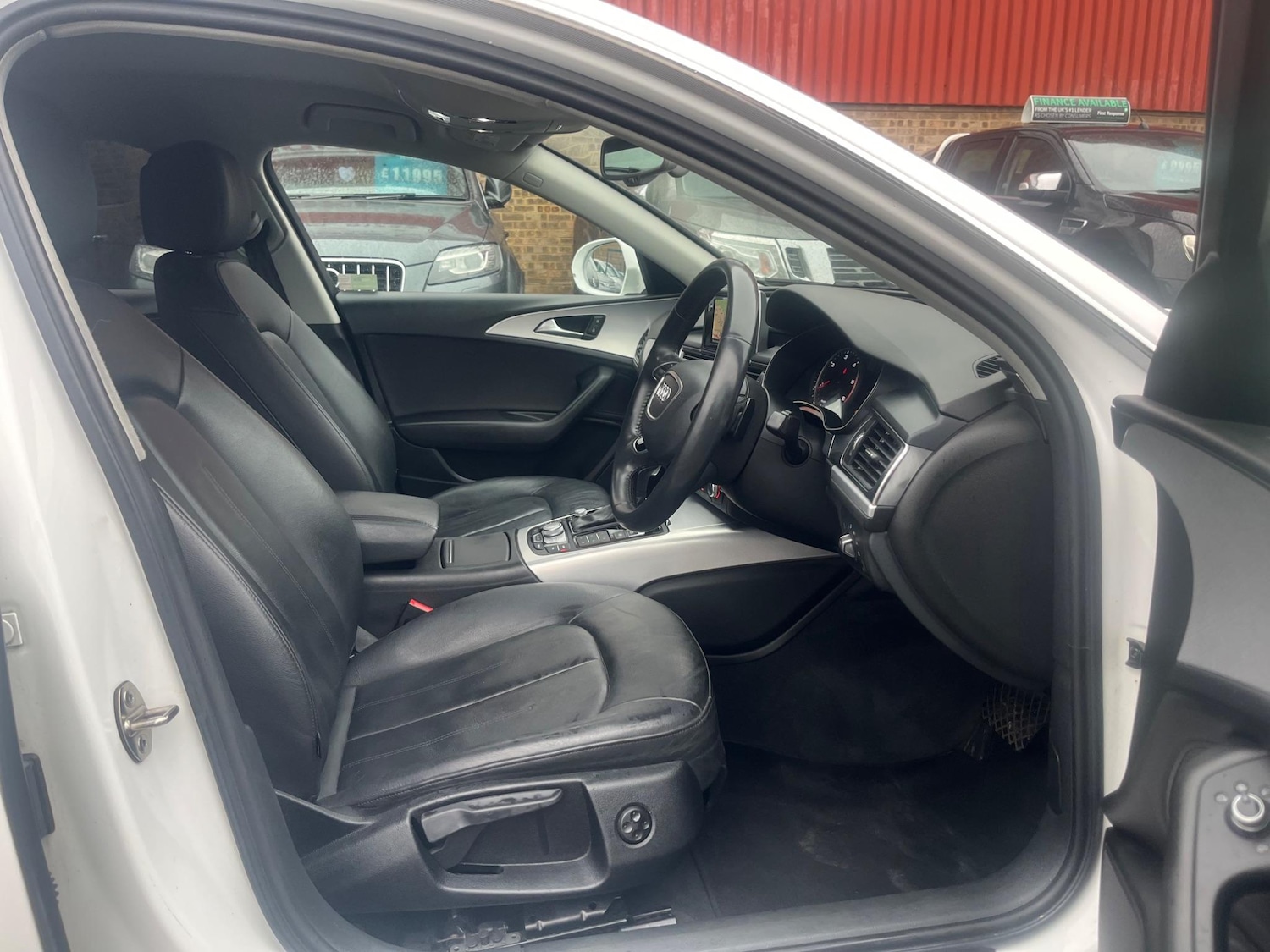 Used Audi A6 Saloon 2017 for sale - 76376803: Photo 3