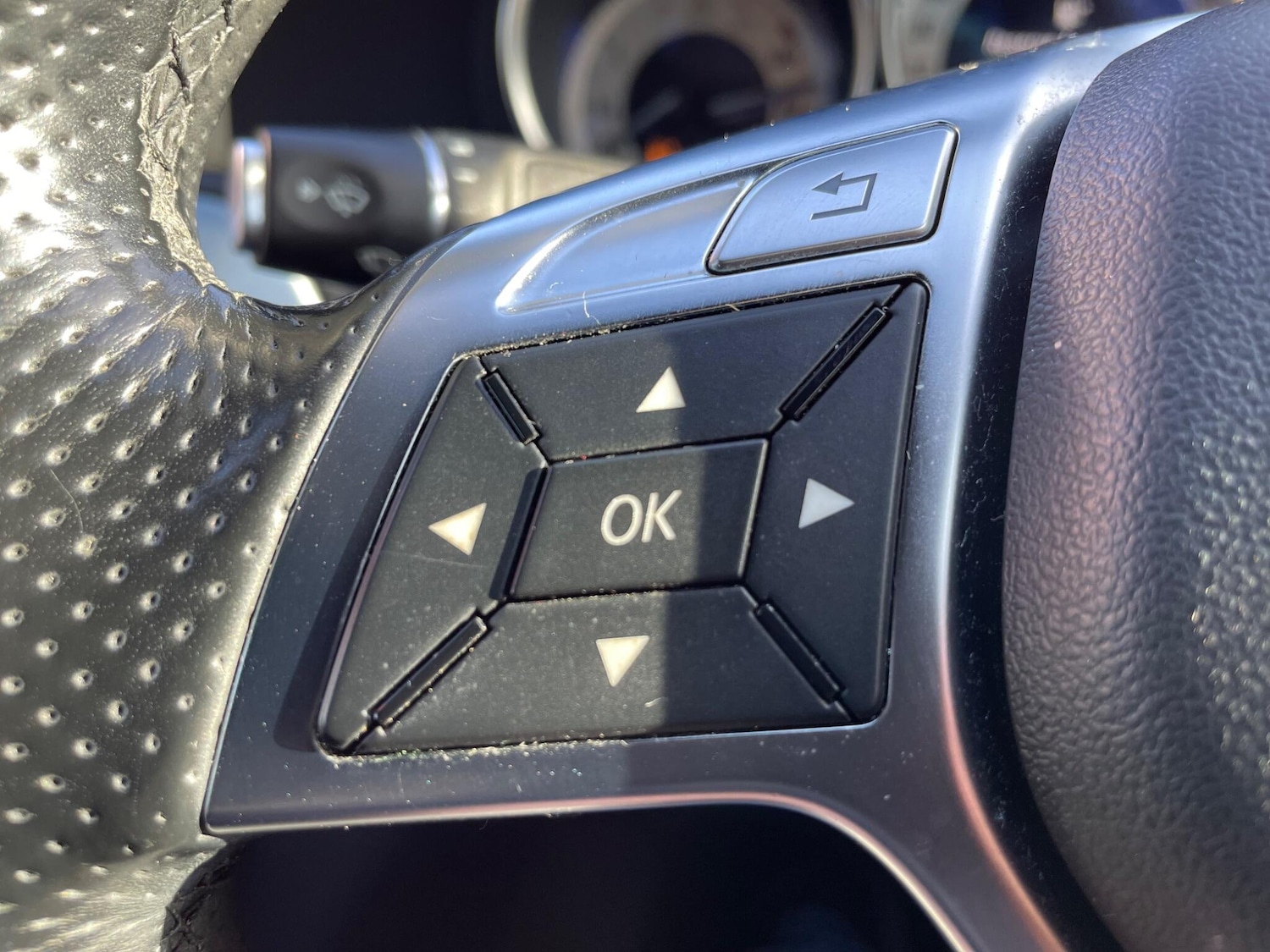 Used Mercedes-Benz C Class 2015 for sale - 77211681: Photo 11