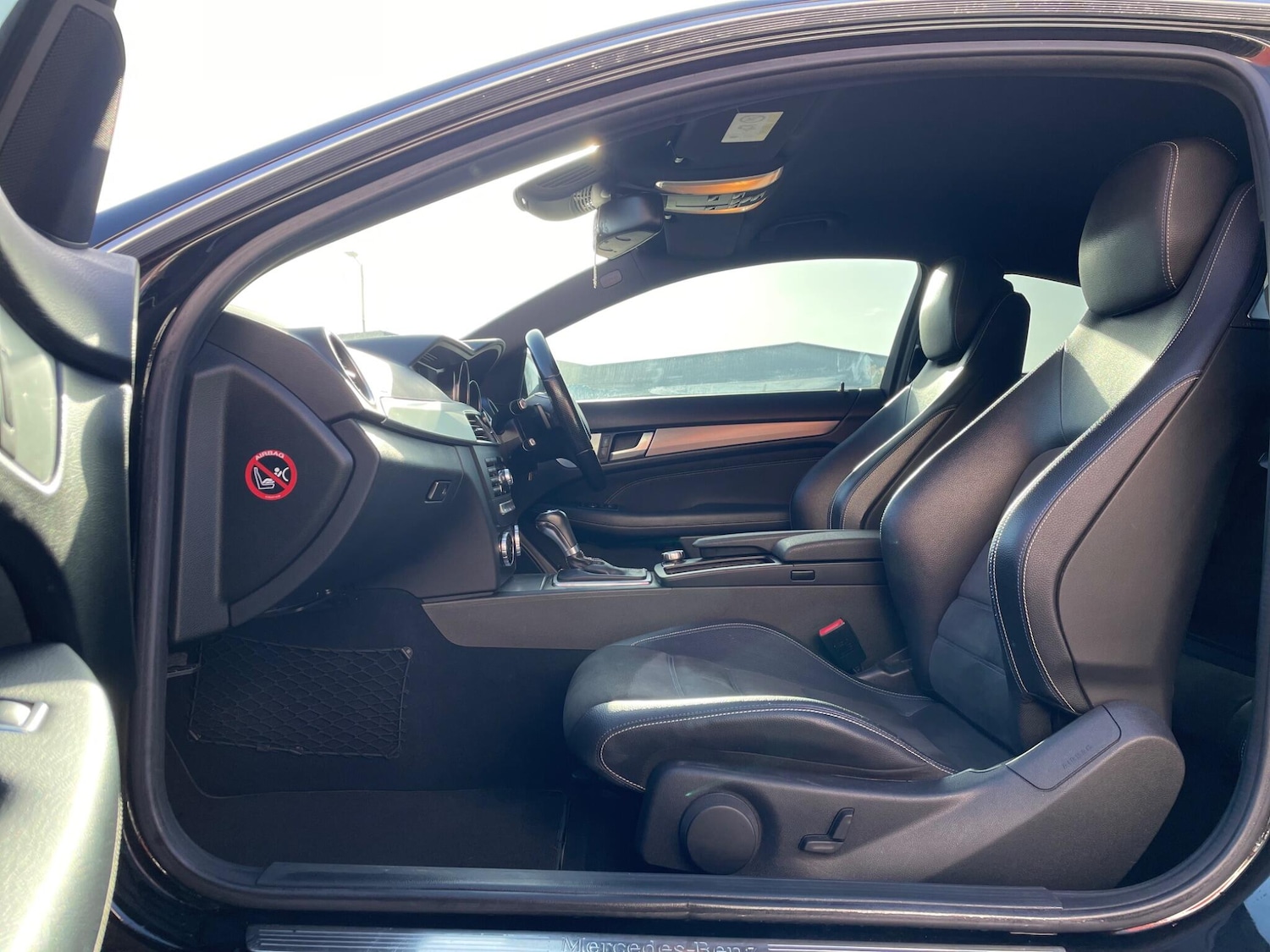 Used Mercedes-Benz C Class 2015 for sale - 77211681: Photo 20