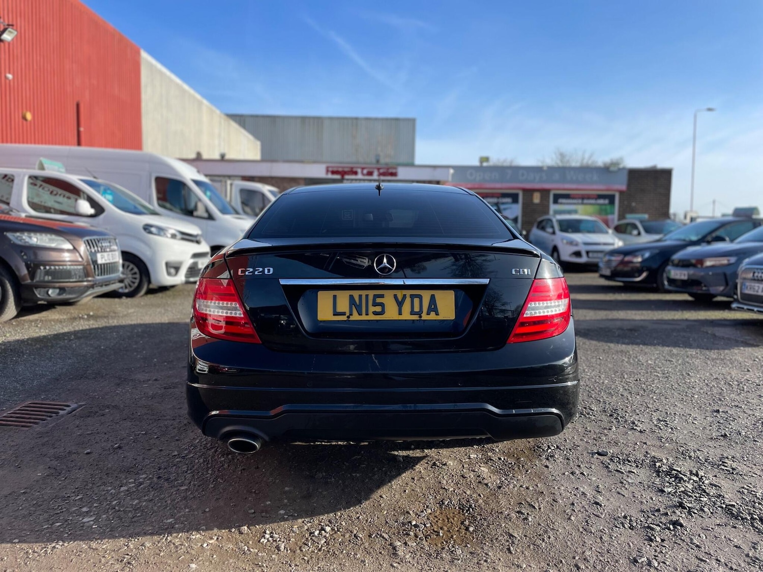 Used Mercedes-Benz C Class 2015 for sale - 77211681: Photo 30