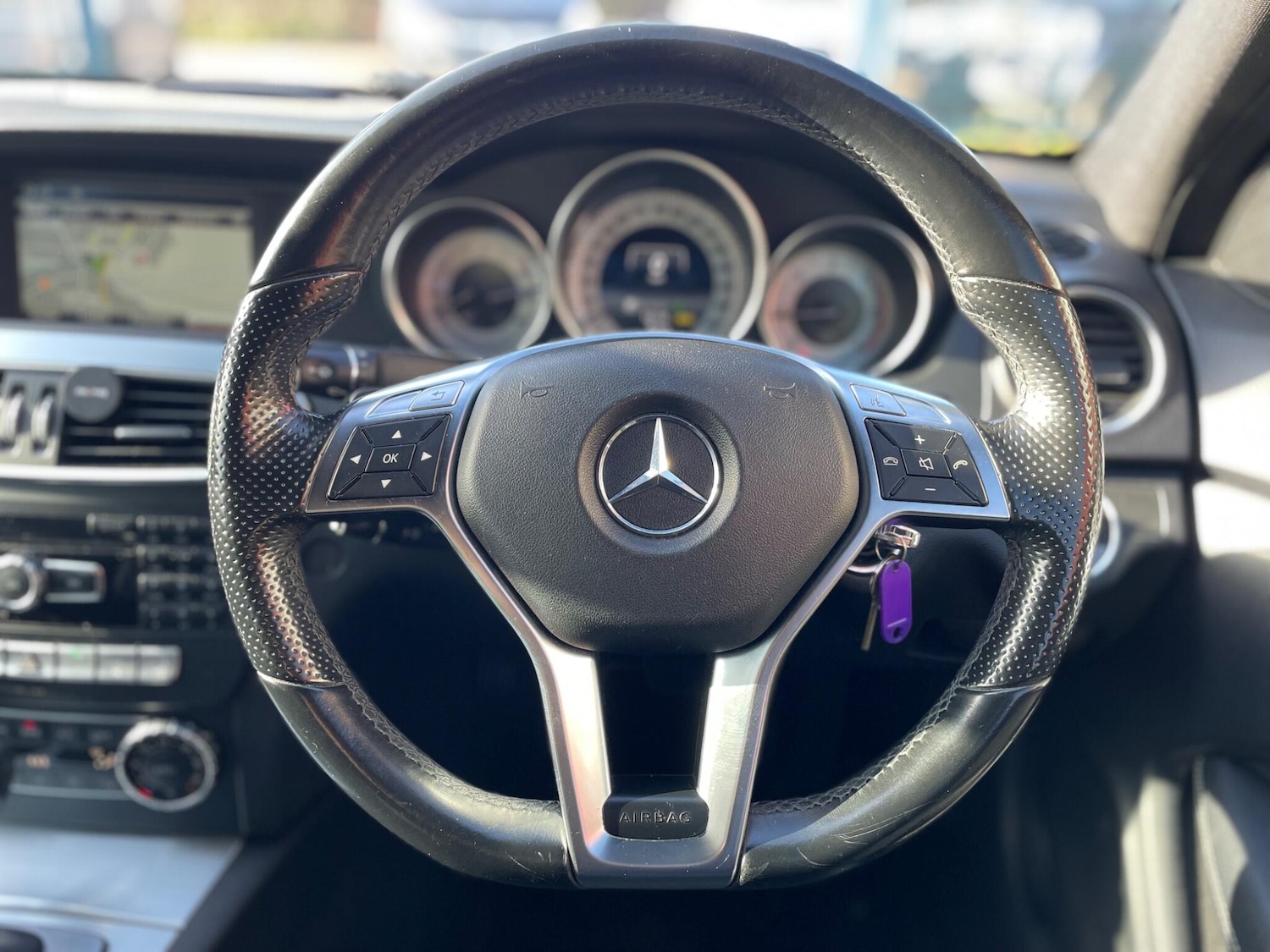 Used Mercedes-Benz C Class 2015 for sale - 77211681: Photo 8