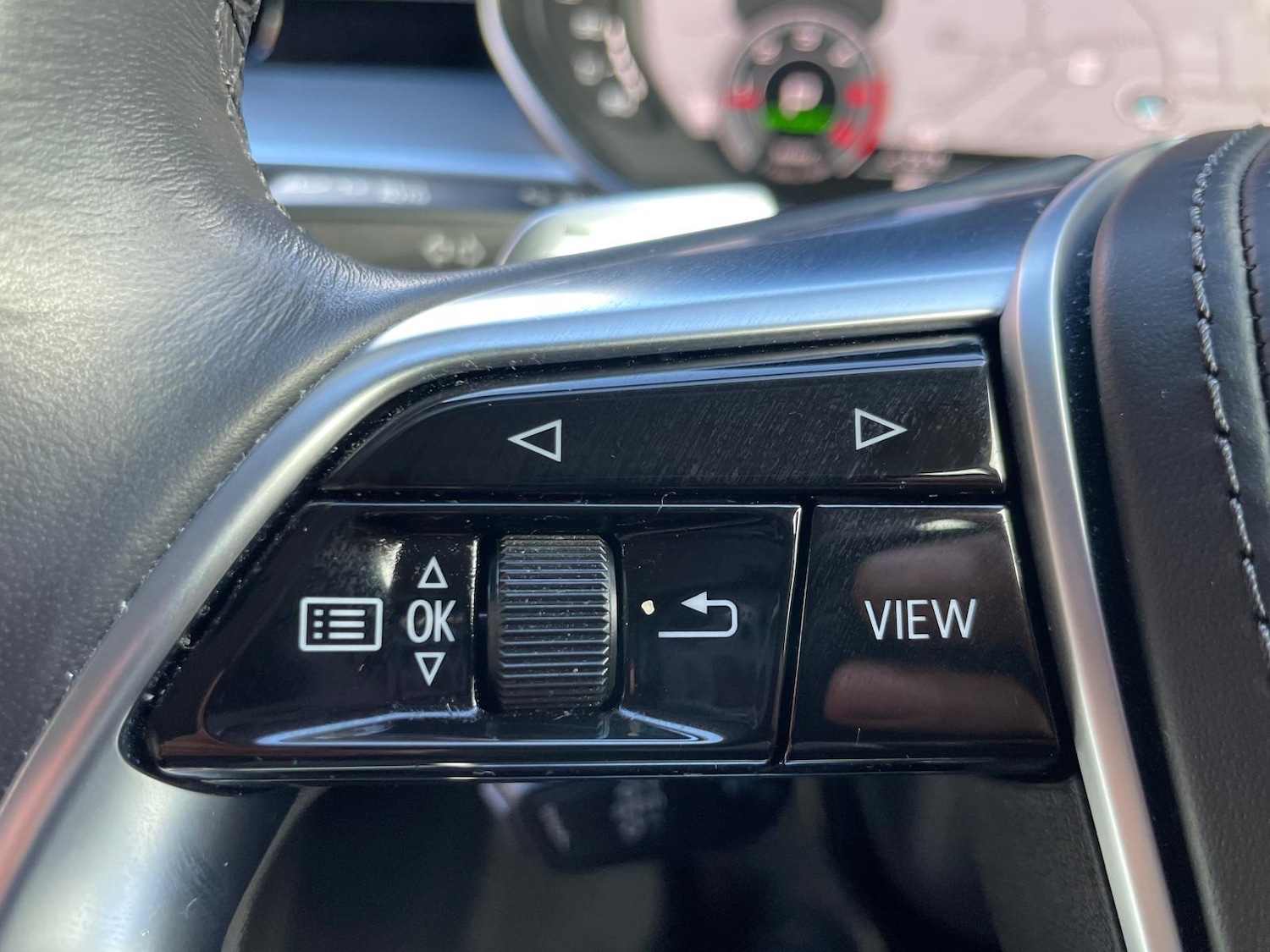 Used Audi A8 for sale - 76914485: Photo 12