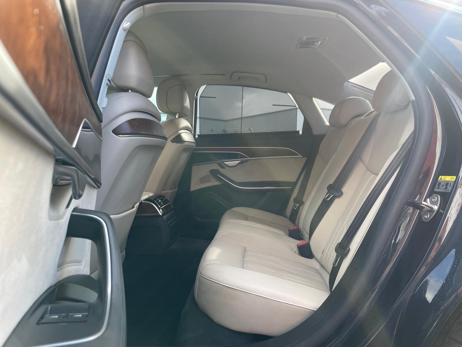 Used Audi A8 for sale - 76914485: Photo 29