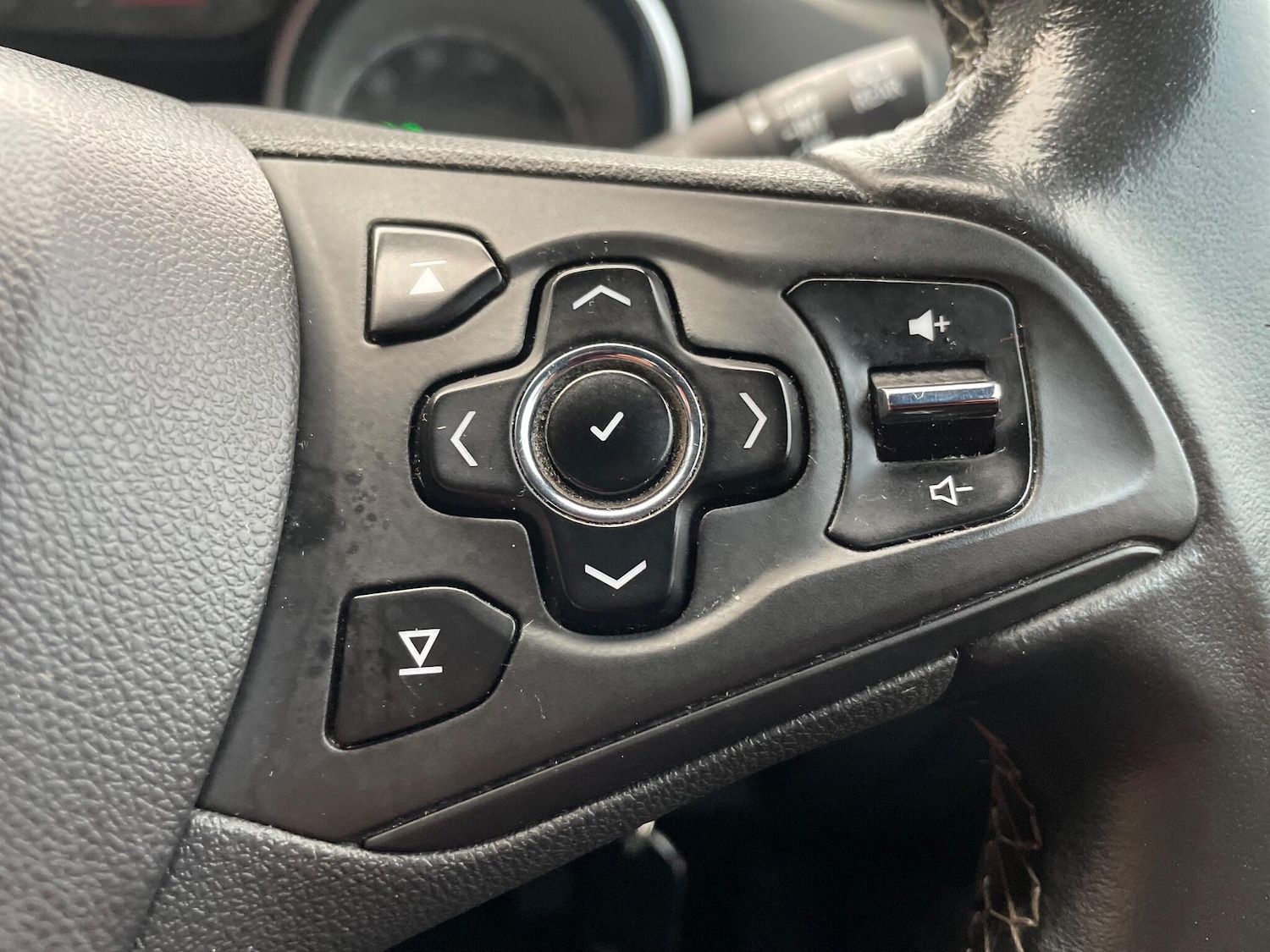 Used Vauxhall Astra 2015 for sale - 76914534: Photo 13