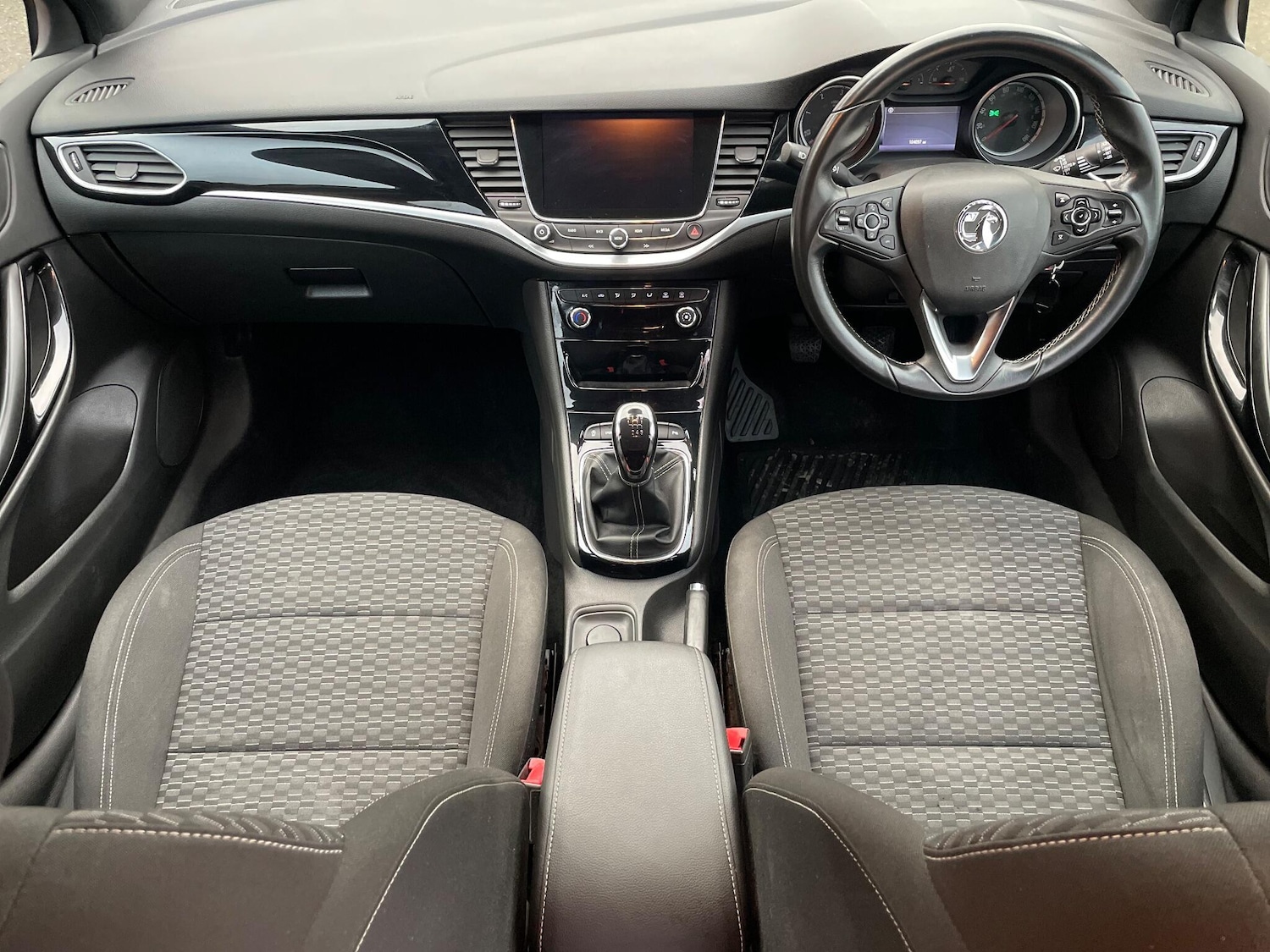 Used Vauxhall Astra 2015 for sale - 76914534: Photo 3