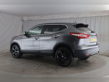 Used Nissan Qashqai 2015 for sale - 76030226: Photo