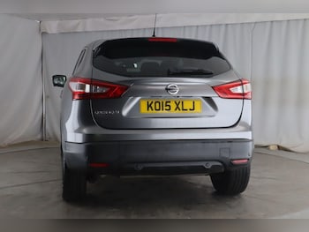 Used Nissan Qashqai 2015 for sale - 76030226: Photo