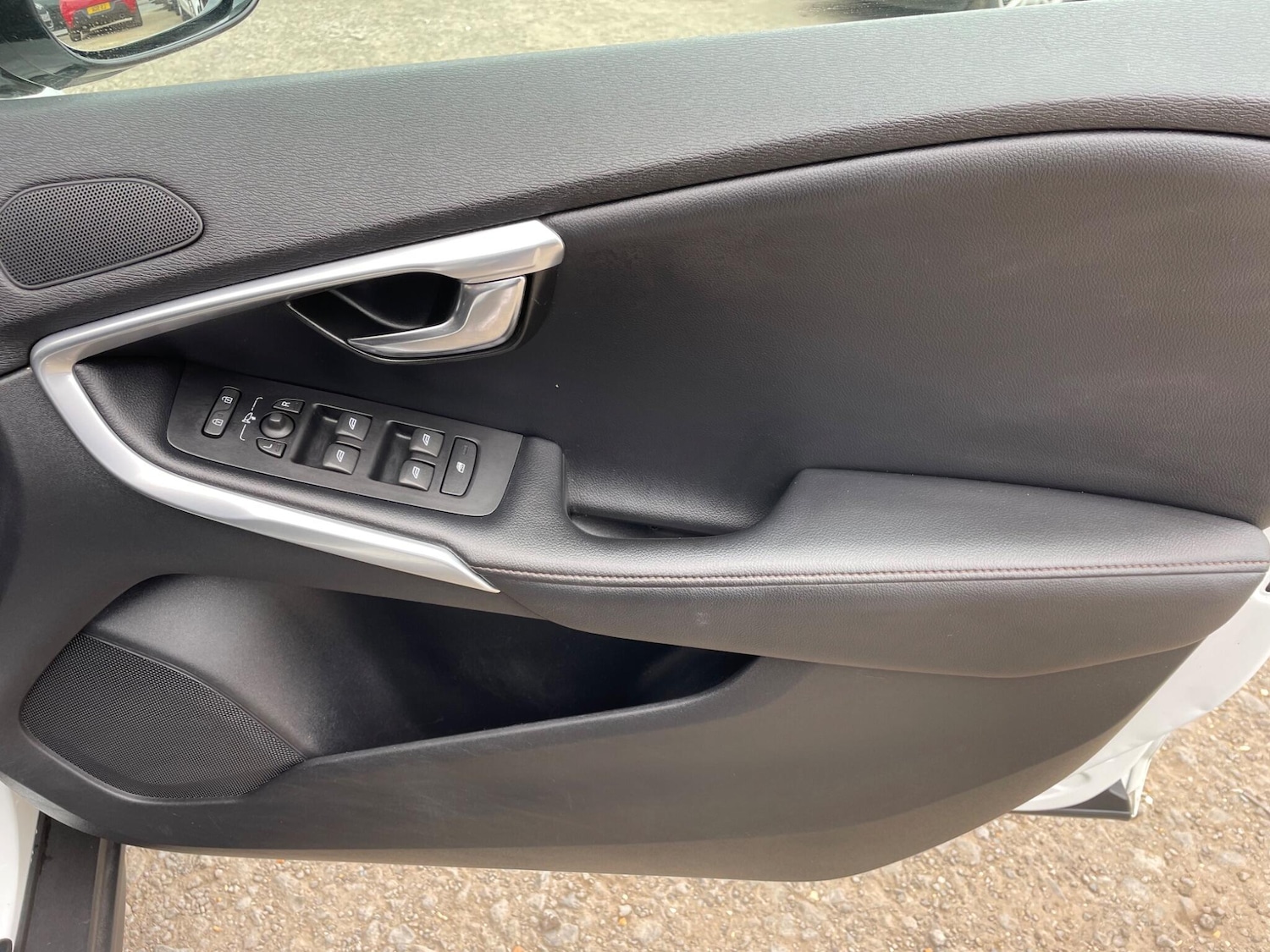 Used Volvo V40 2014 for sale - 76914503: Photo 18