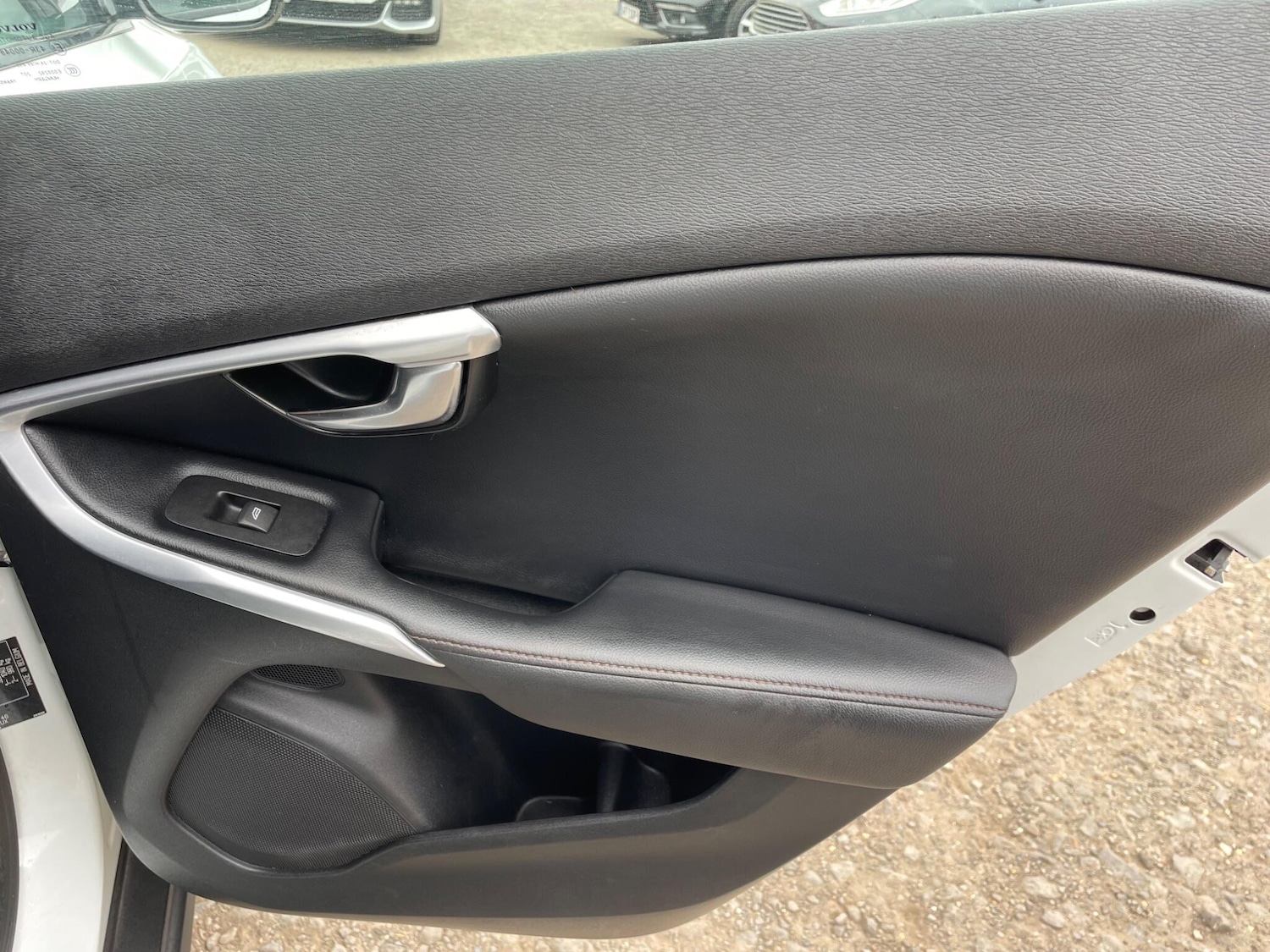 Used Volvo V40 2014 for sale - 76914503: Photo 19