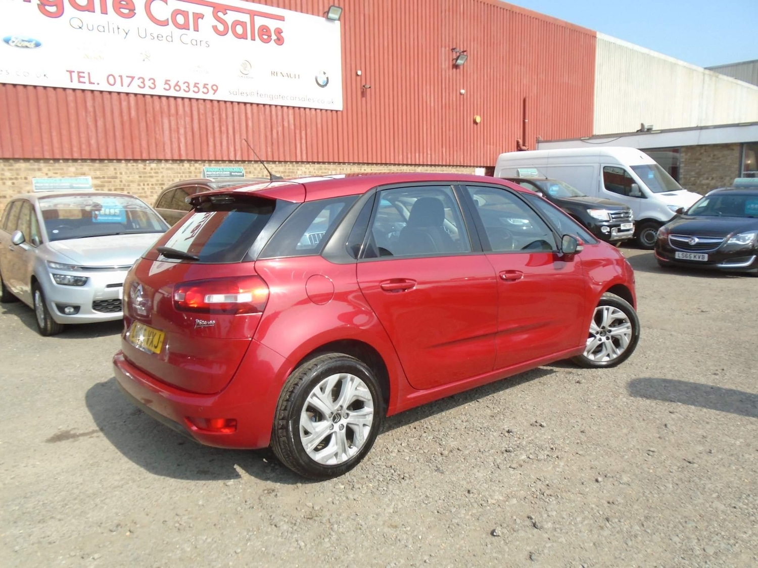 Used Citroen C4 Picasso 2015 for sale - 76914479: Photo 4