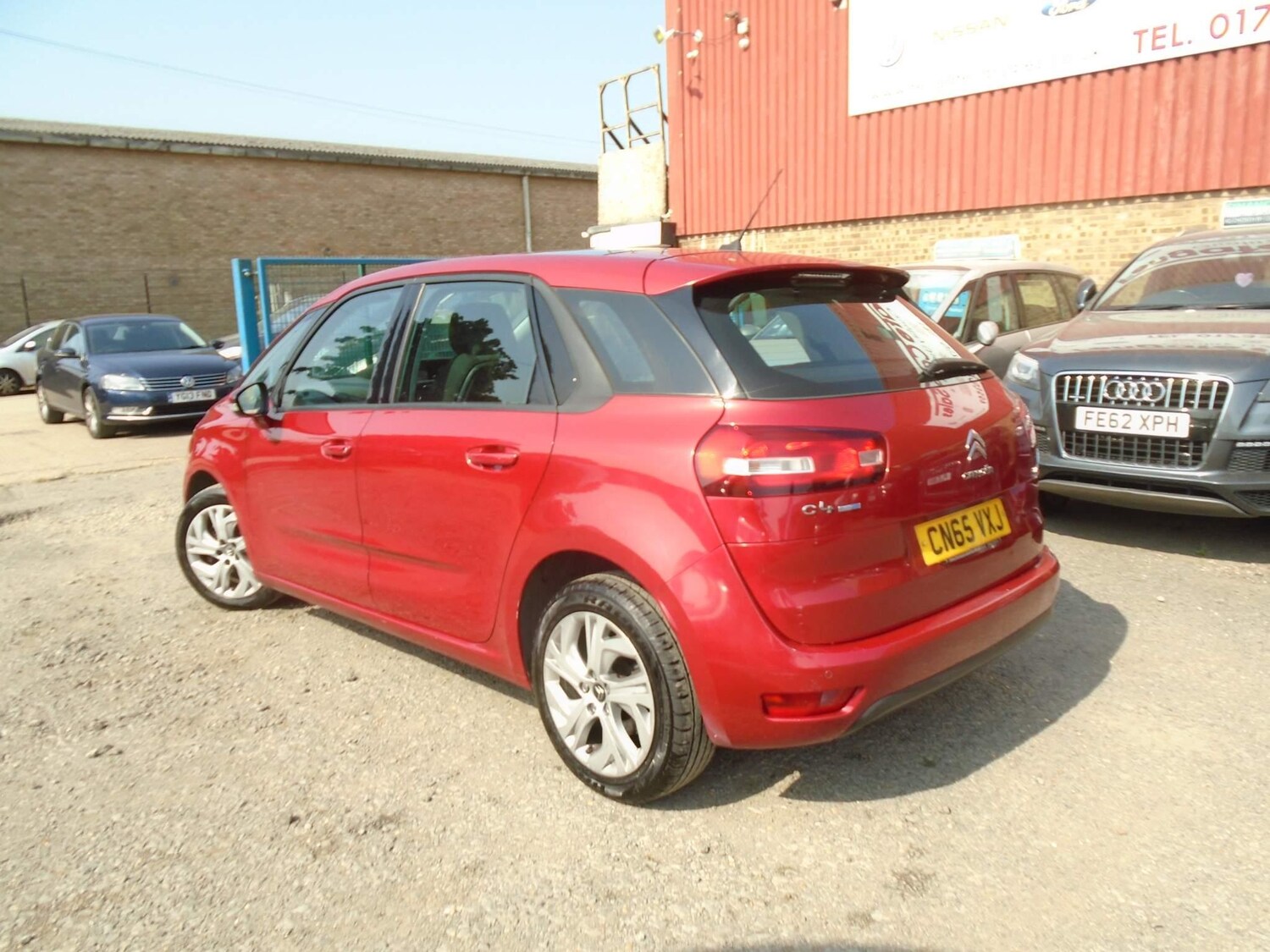 Used Citroen C4 Picasso 2015 for sale - 76914479: Photo 9