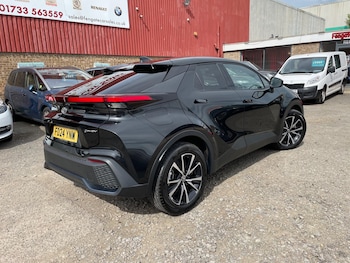 Used Toyota C-HR 2024 for sale - 78944606: Photo