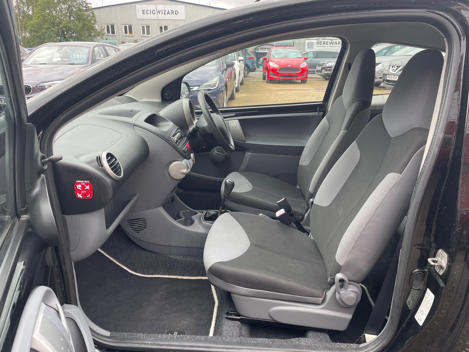 Used Peugeot 107 2008 for sale - 76914507: Photo 8