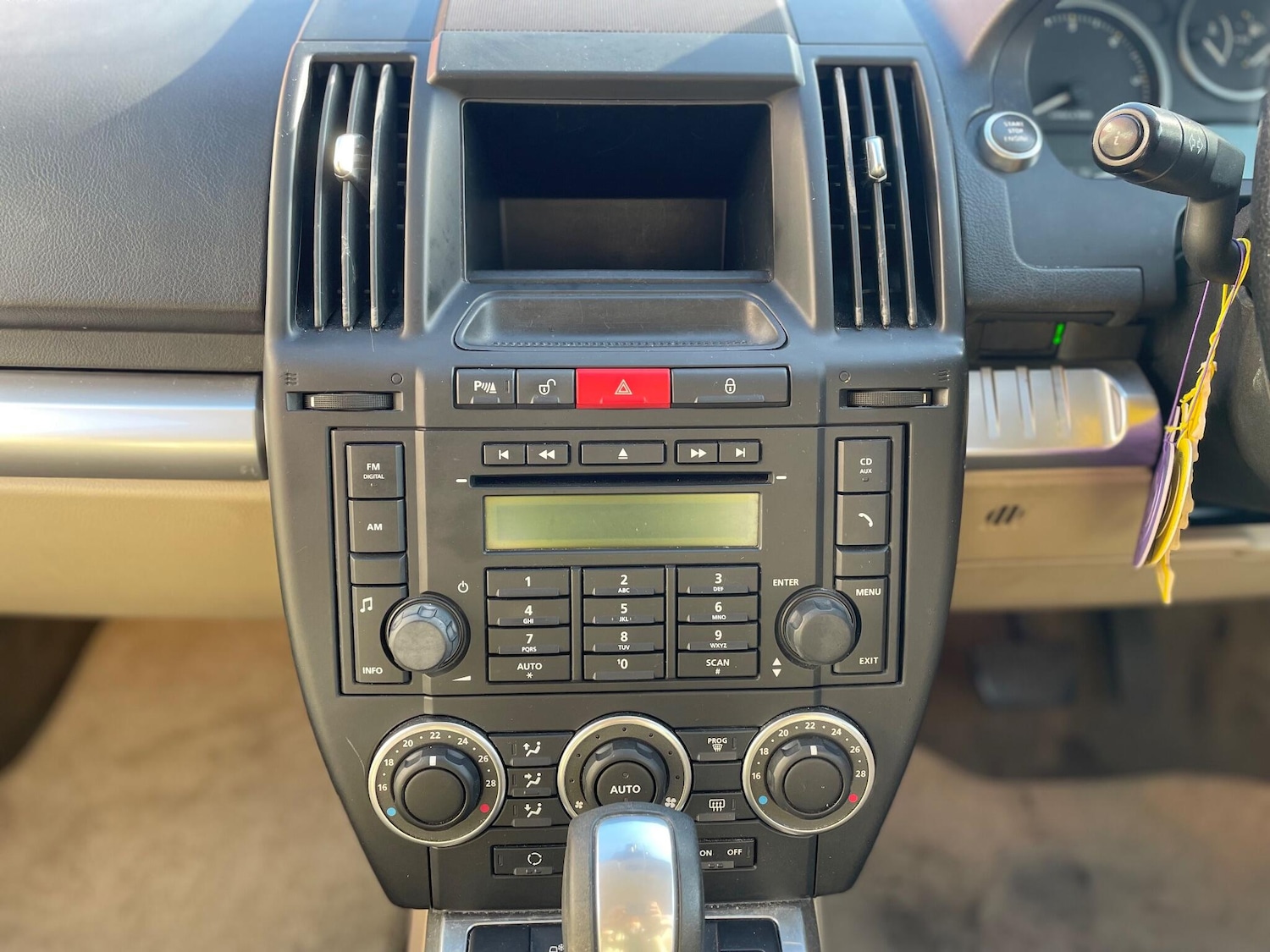 Used Land Rover Freelander 2009 for sale - 76914527: Photo 10