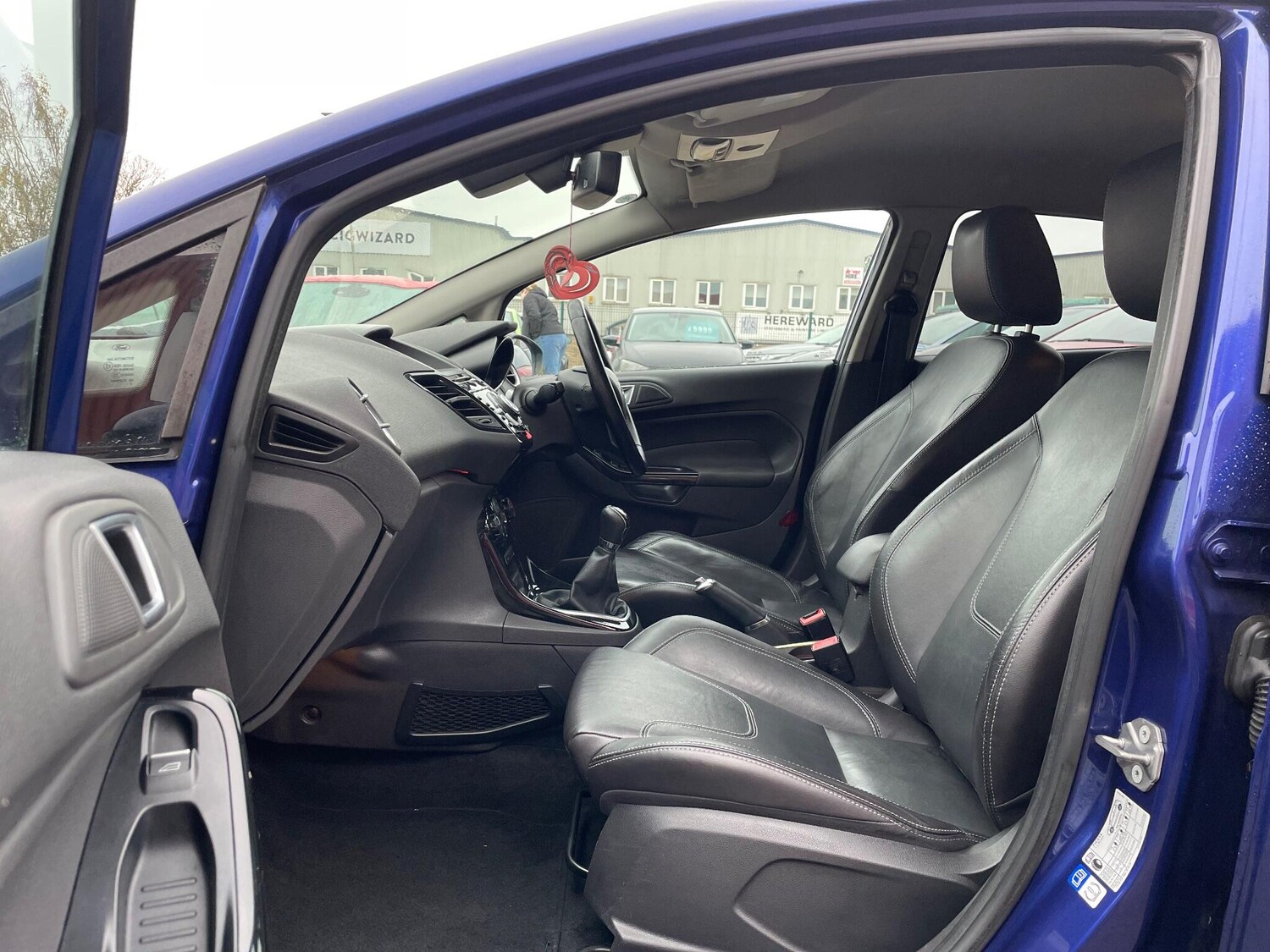 Used Ford Fiesta 2015 for sale - 76914541: Photo 19