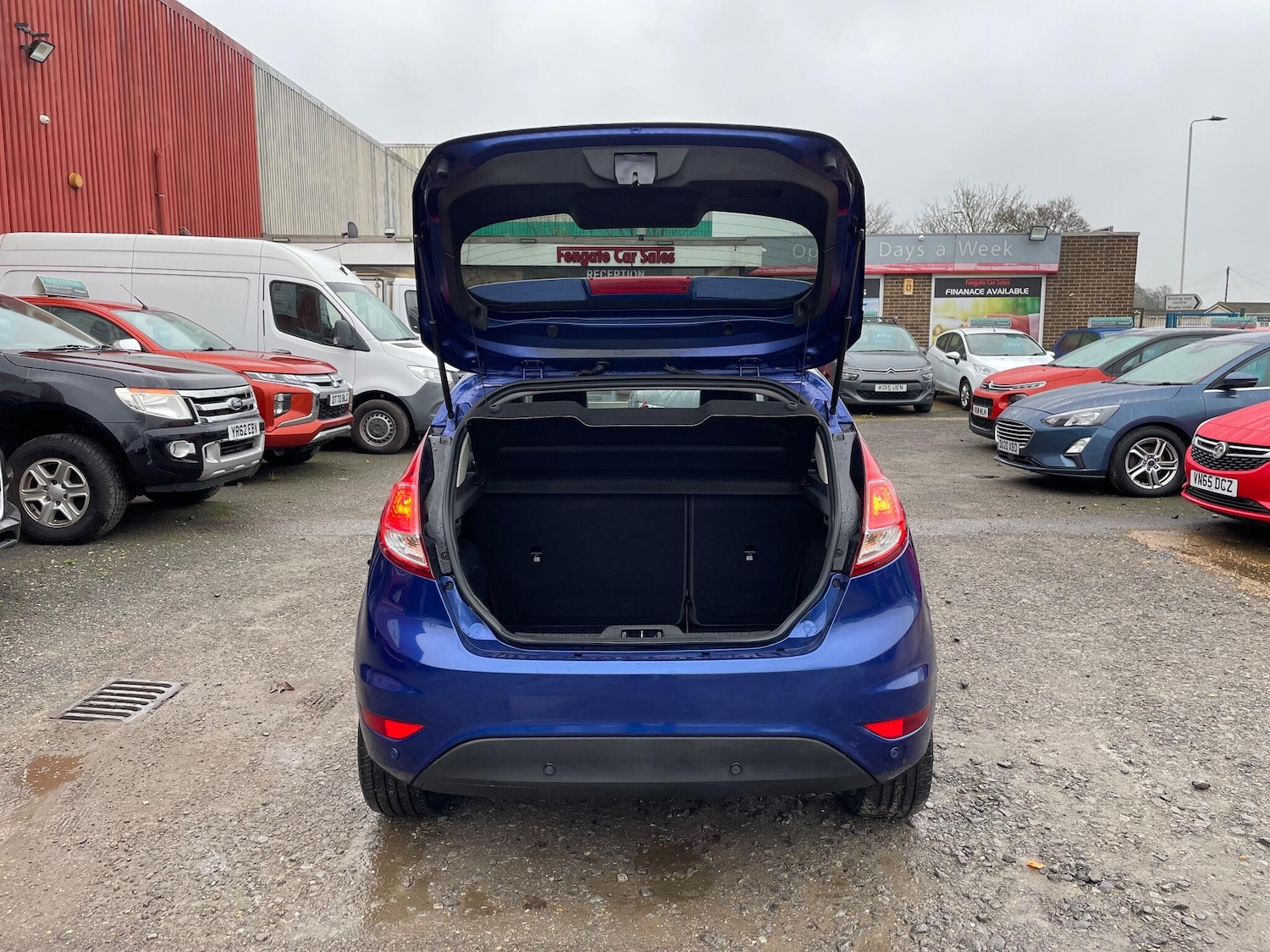 Used Ford Fiesta 2015 for sale - 76914541: Photo 29