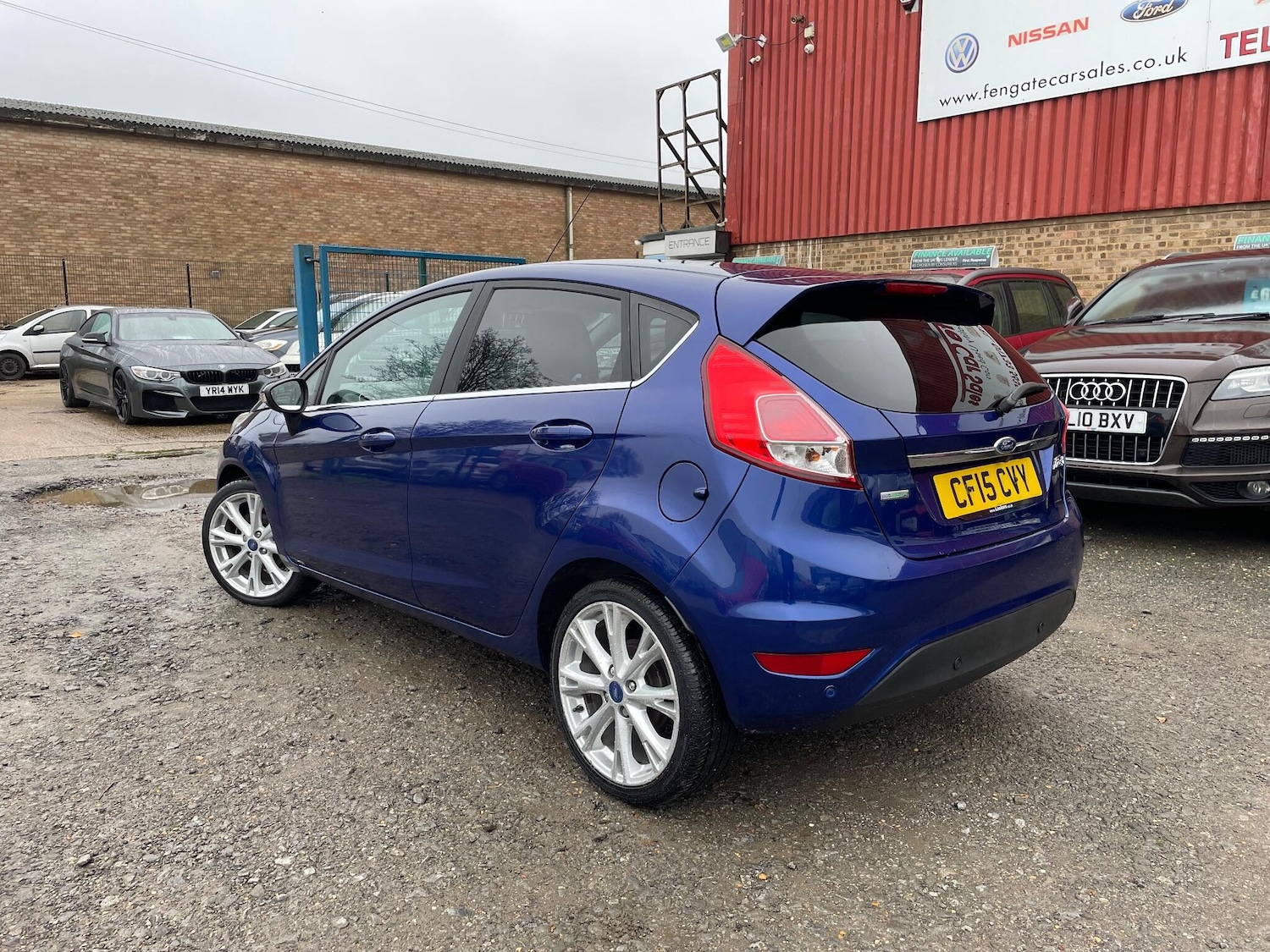 Used Ford Fiesta 2015 for sale - 76914541: Photo 4