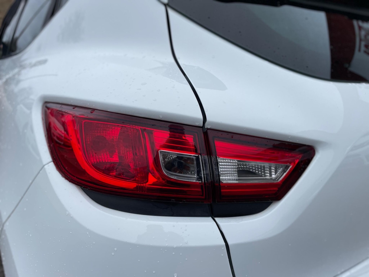 Used Renault Clio 2014 for sale - 76961839: Photo 31