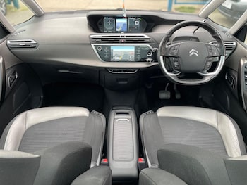 Used Citroen Grand C4 Picasso 2015 for sale - 79114745: Photo