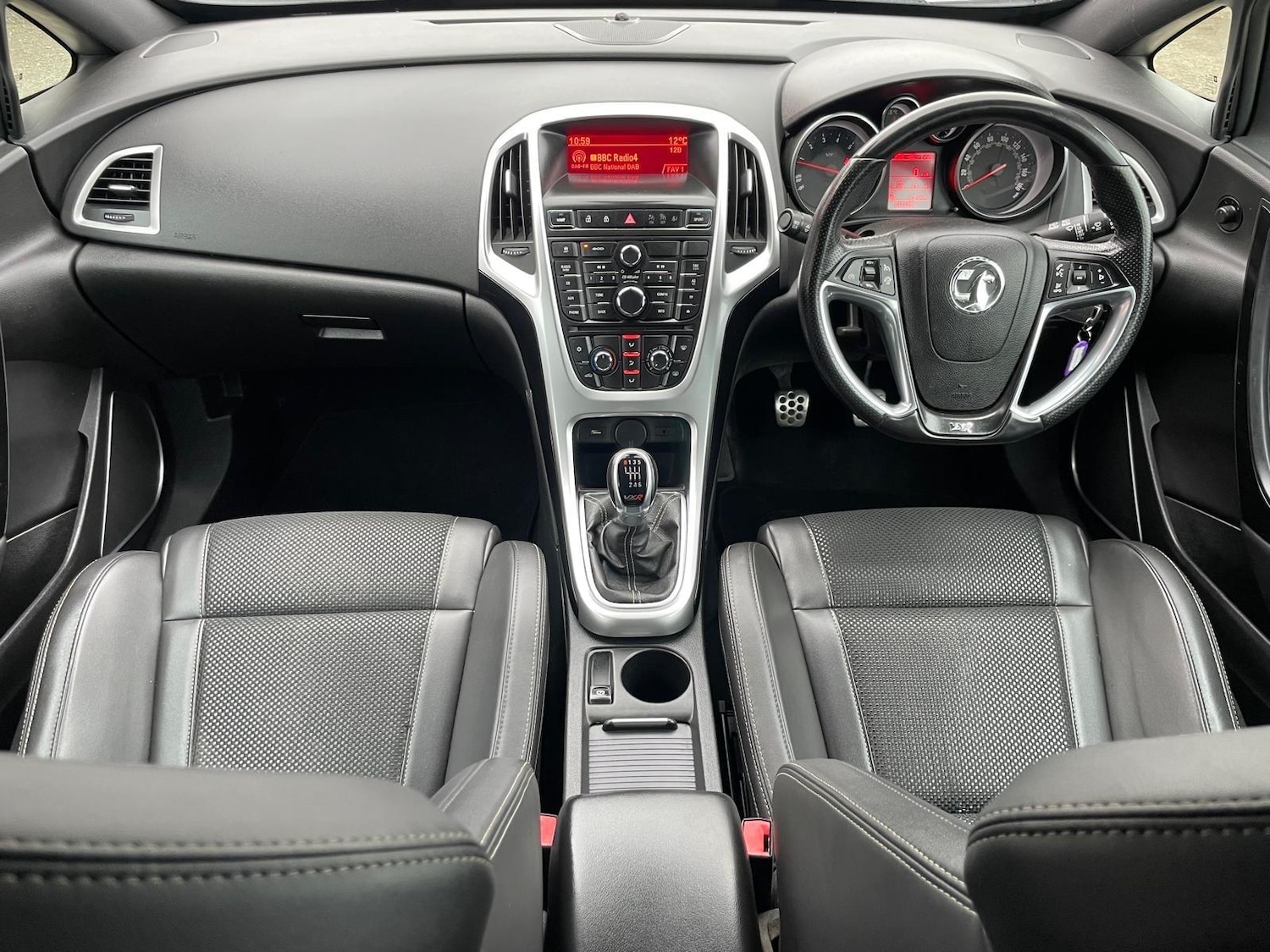 Used Vauxhall Astra GTC 2015 for sale - 76914494: Photo 3