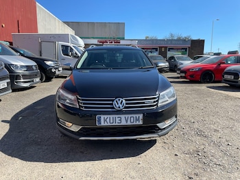 Used Volkswagen Passat 2013 for sale - 76010678: Photo