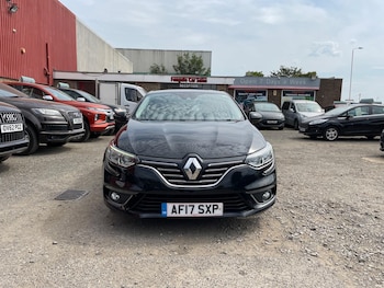 Used Renault Megane 2017 for sale - 76010798: Photo