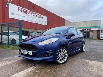 Used Ford Fiesta 2015 for sale - 77567832: Photo
