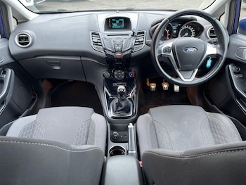 Used Ford Fiesta 2015 for sale - 77567832: Photo