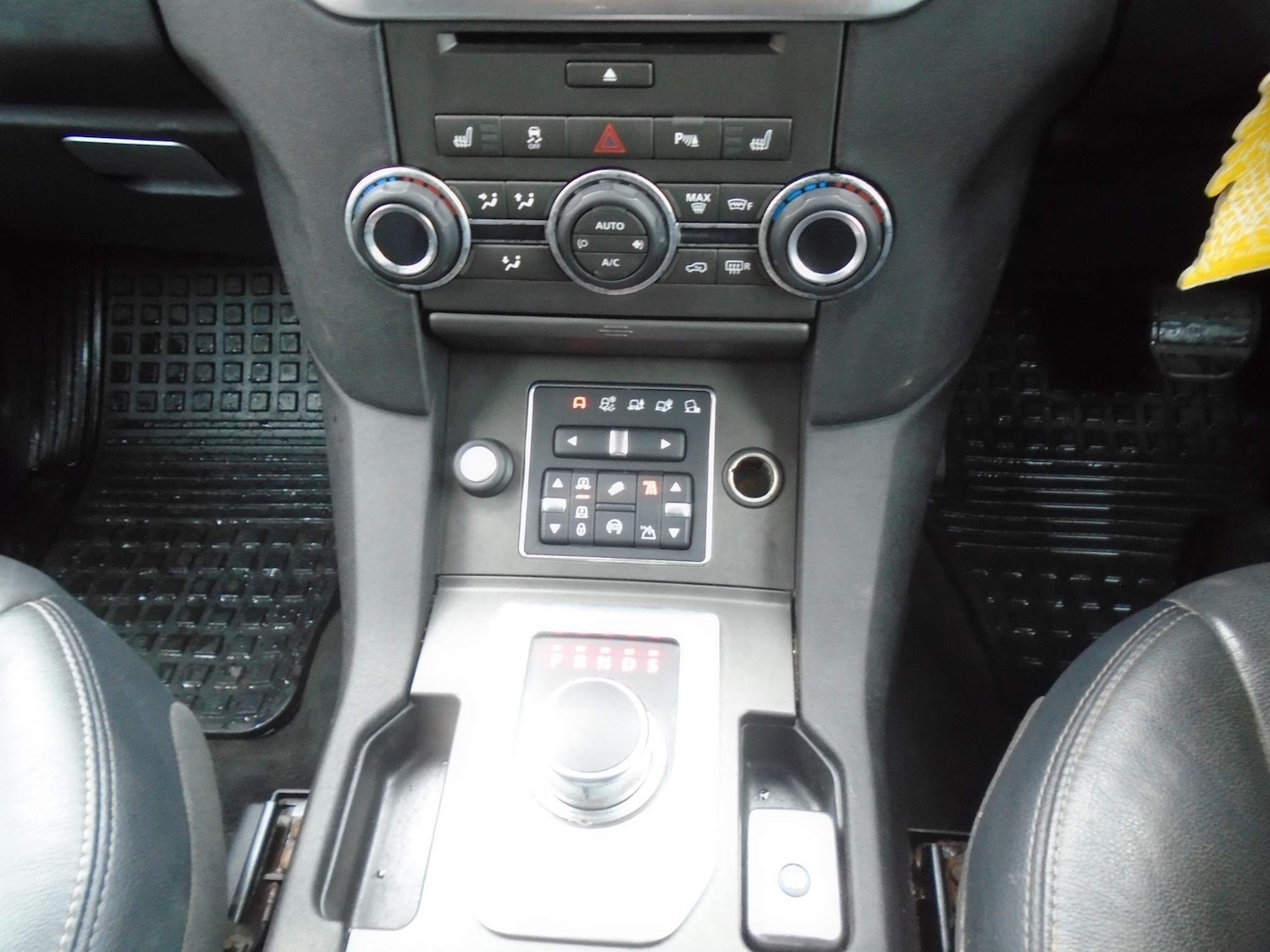 Used Land Rover Discovery 2016 for sale - 76914464: Photo 12