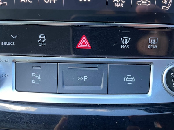 Used Audi A8 for sale - 76010846: Photo 18