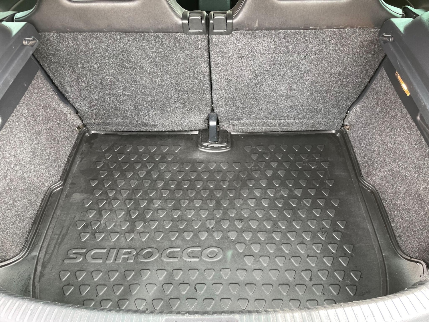 Used Volkswagen Scirocco 2015 for sale - 76914499: Photo 26