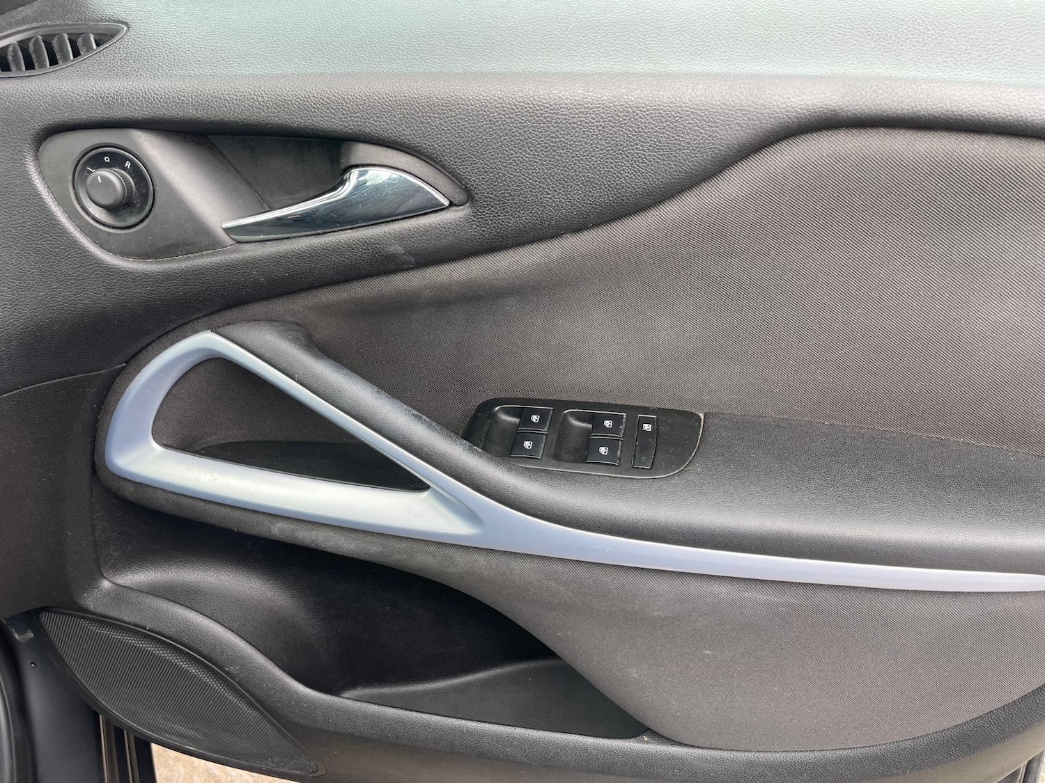 Used Vauxhall Zafira 2015 for sale - 76914482: Photo 21