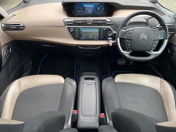 Used Citroen Grand C4 Picasso 2015 for sale - 79410126: Photo