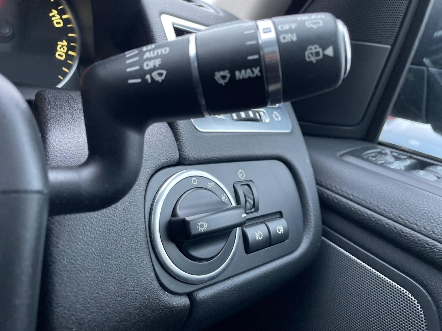 Used Land Rover Range Rover Sport 2012 for sale - 77567833: Photo 11