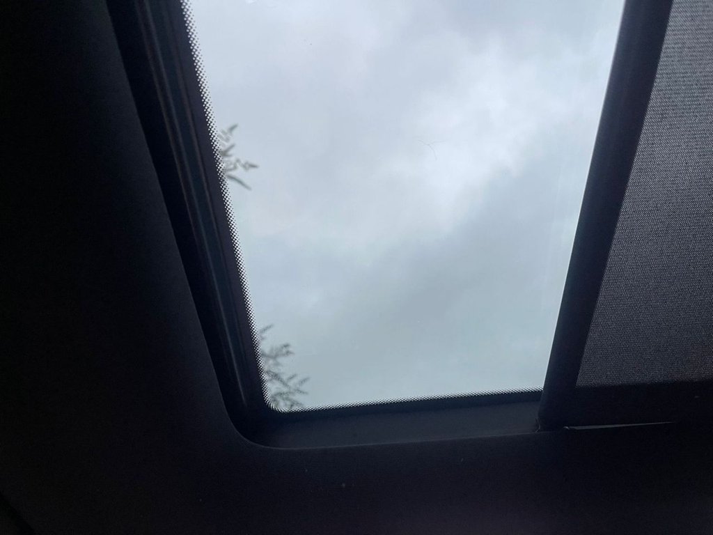 Used Mercedes-Benz E Class 2014 for sale - 76454303: Photo 13