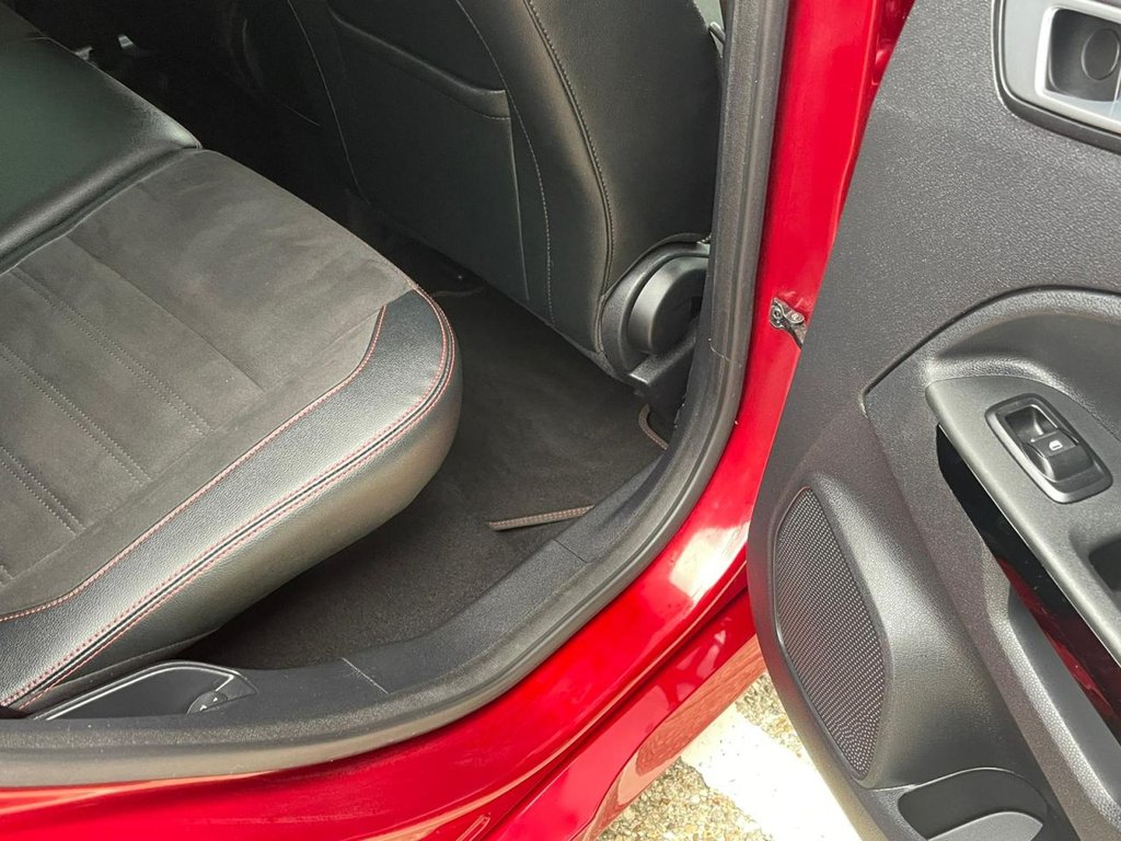 Used Ford Ecosport 2018 for sale - 76454639: Photo 44
