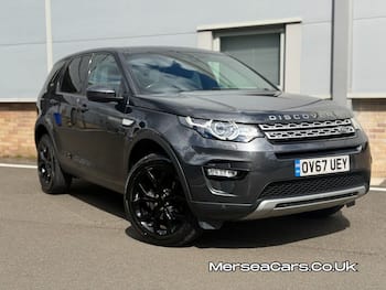 Used Land Rover Discovery Sport 2017 for sale - 79599086: Photo