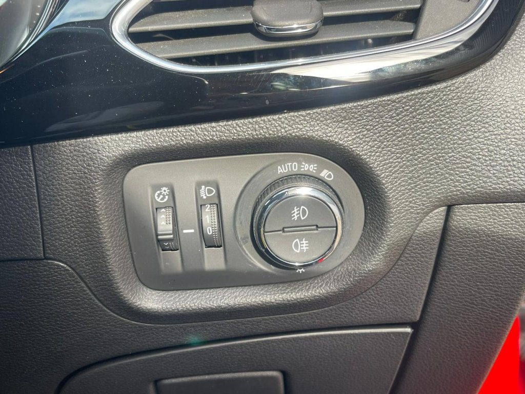 Used Vauxhall Astra 2018 for sale - 76323203: Photo 25