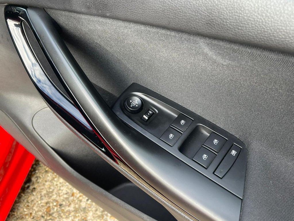 Used Vauxhall Astra 2018 for sale - 76323203: Photo 34