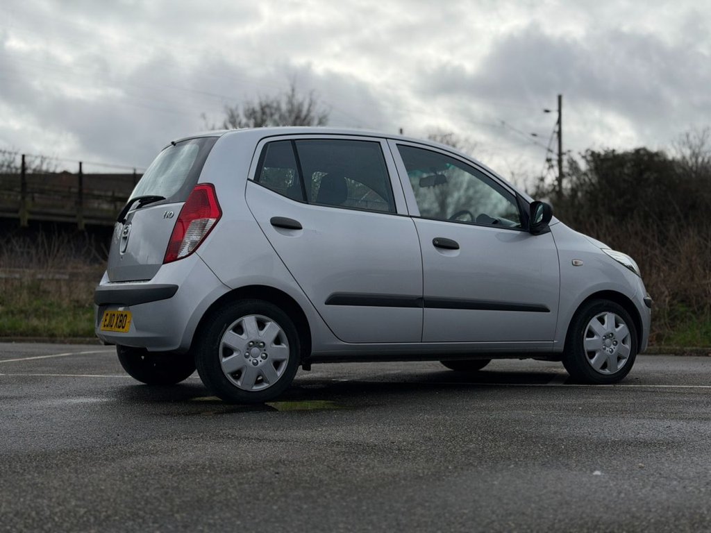 Used Hyundai i10 2010 for sale - 77748382: Photo 14