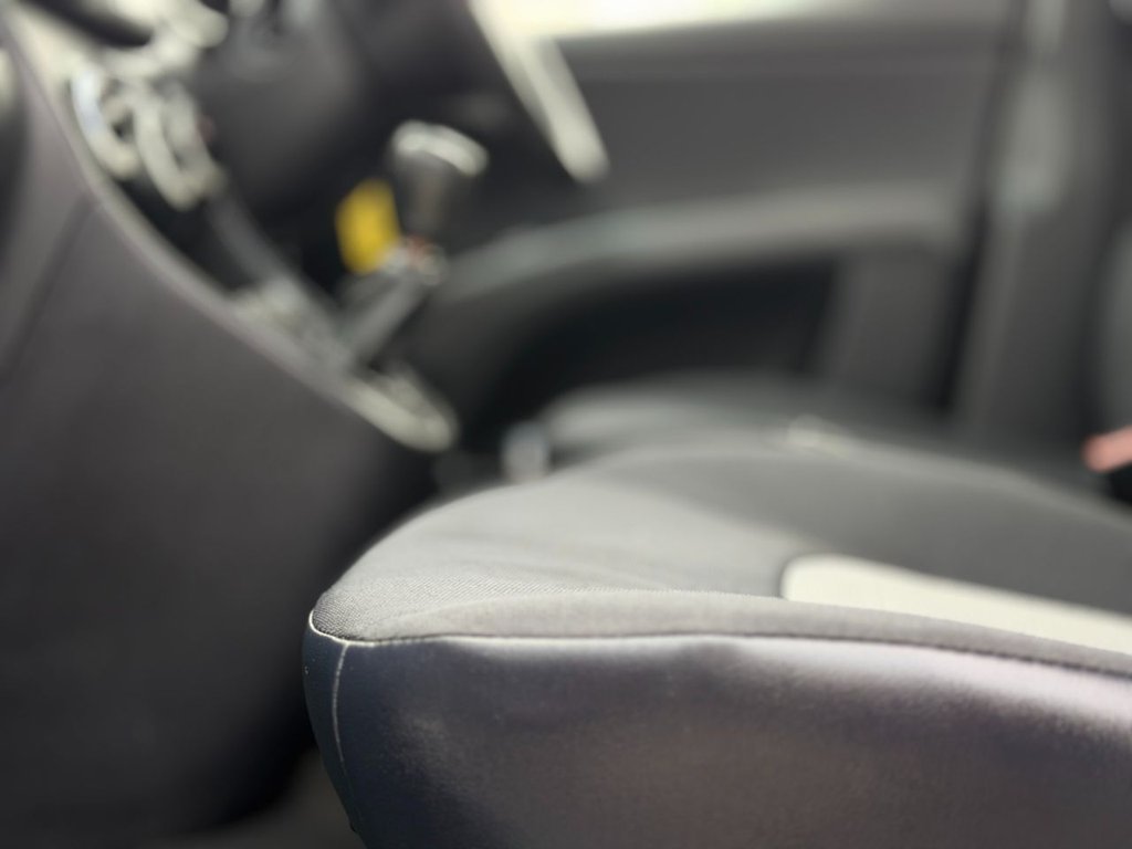 Used Hyundai i10 2010 for sale - 77748382: Photo 40