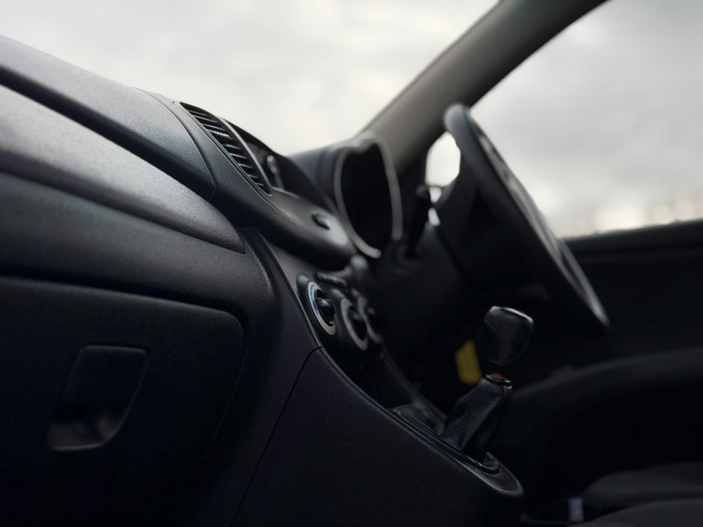 Used Hyundai i10 2010 for sale - 77748382: Photo 42