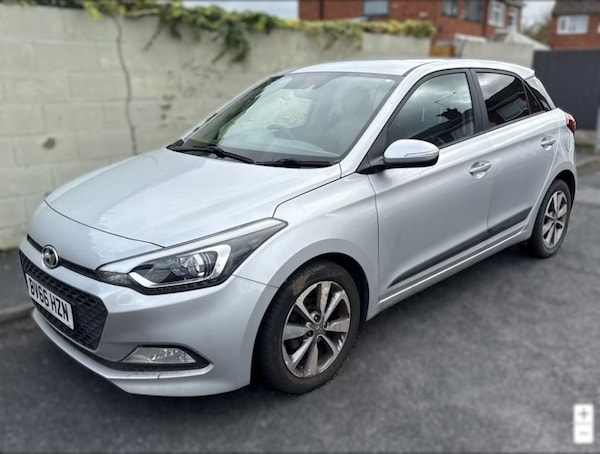 Used Hyundai i20 2016 for sale - 76118506: Photo 9