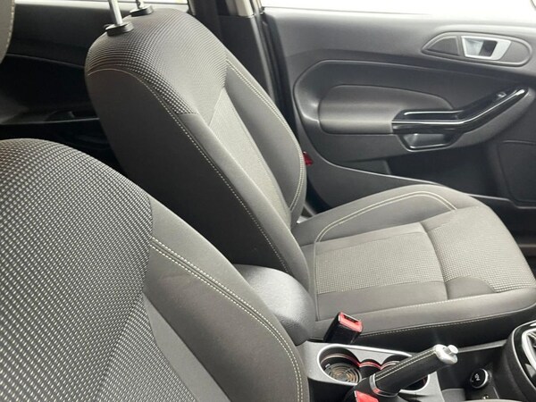 Used Ford Fiesta 2016 for sale - 76203444: Photo 31