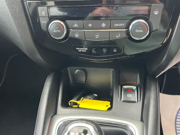 Used Nissan Qashqai 2016 for sale - 76147890: Photo 32